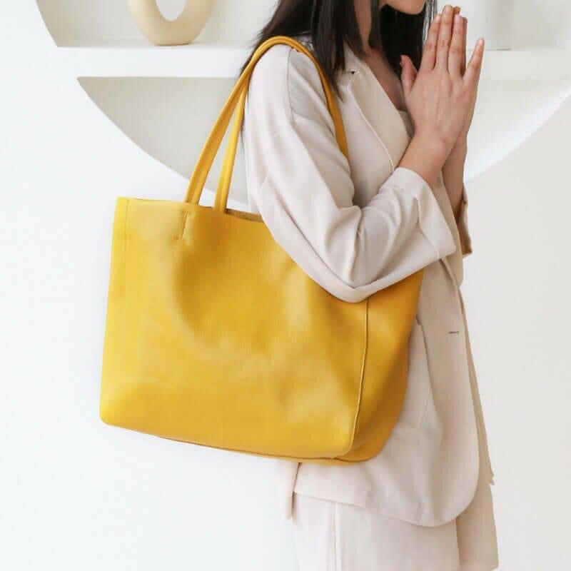 THE LILY Tote 